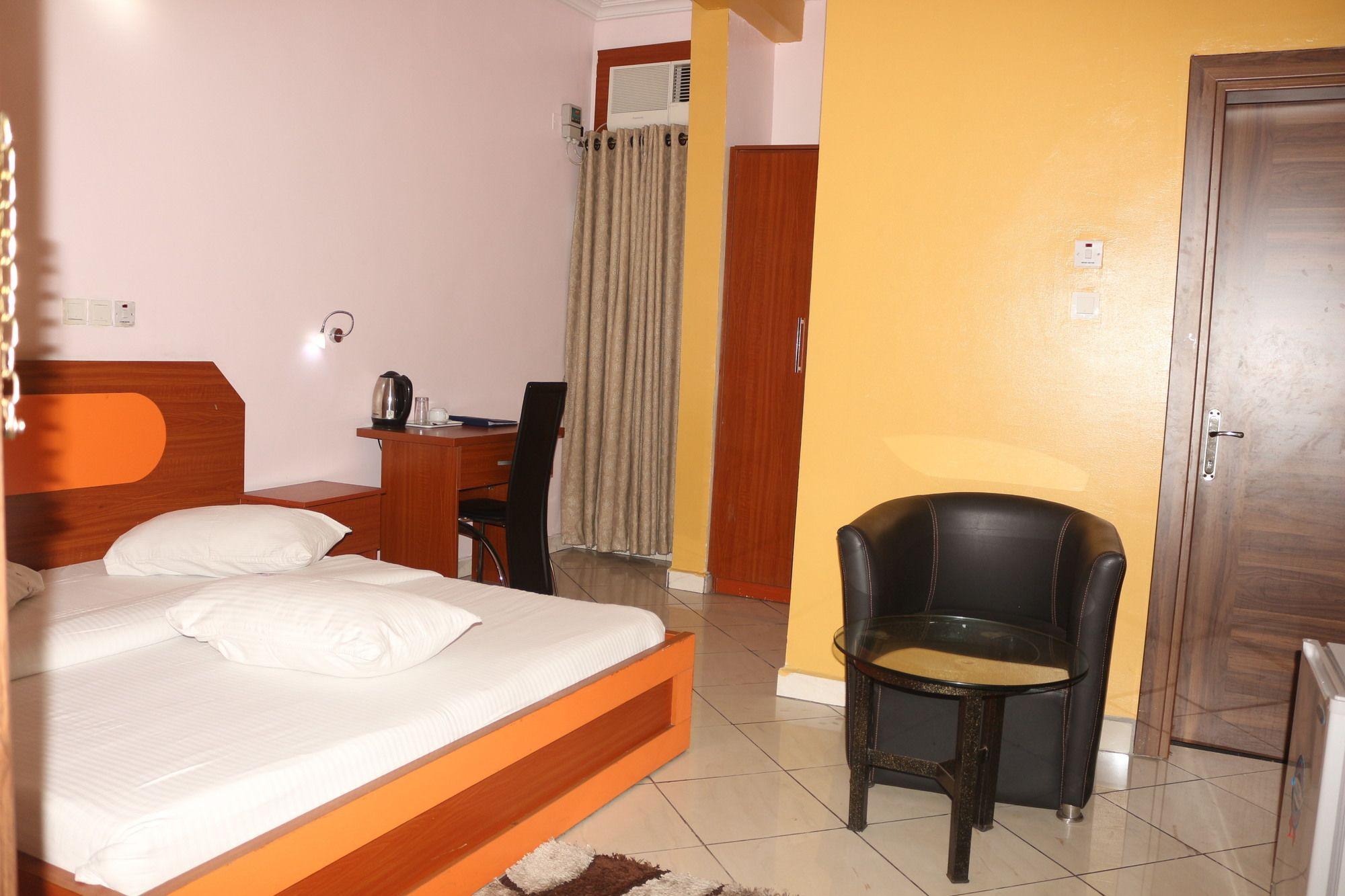 Royal Charlin Hotel And Suites Port Harcourt Zewnętrze zdjęcie